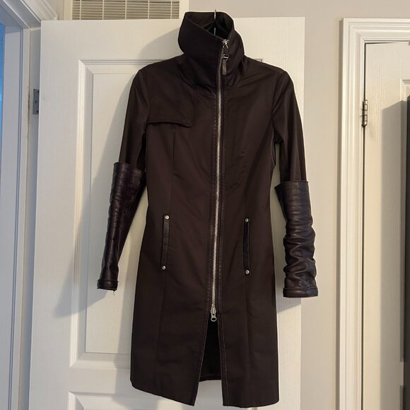 “RUDSAK Espresso Brown Leather Sleeve Coat XS – All Season Chic Moto Styling” - Picture 2 of 8